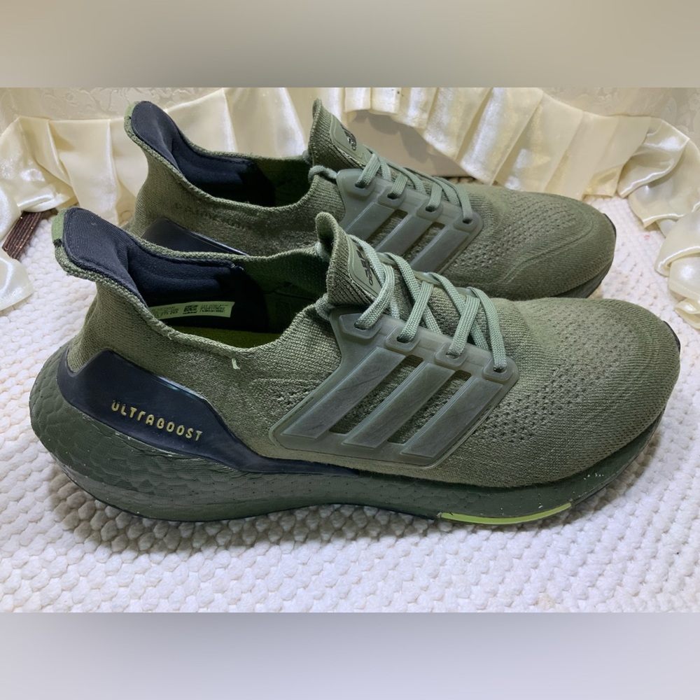 ADIDAS - Picture 6 of 12